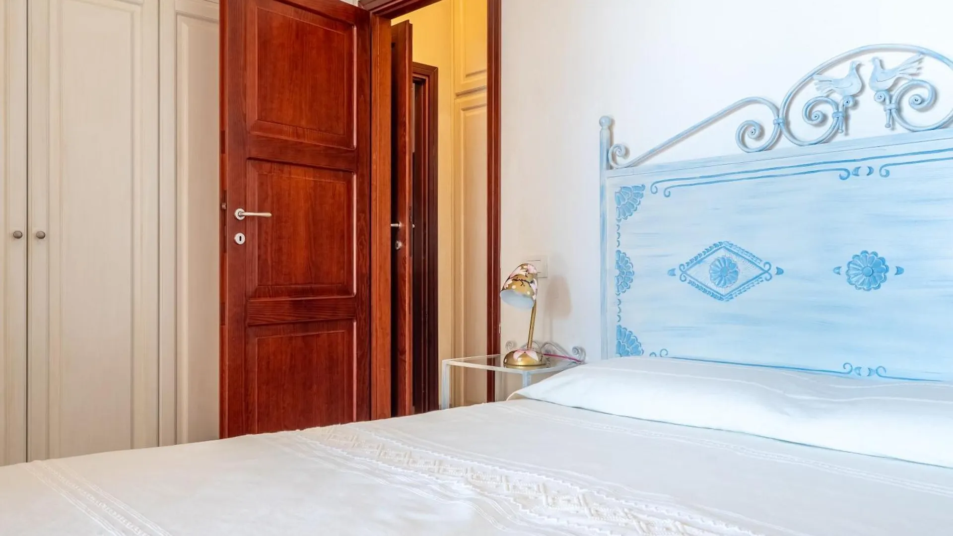 Ollastu Apartments Villasimius