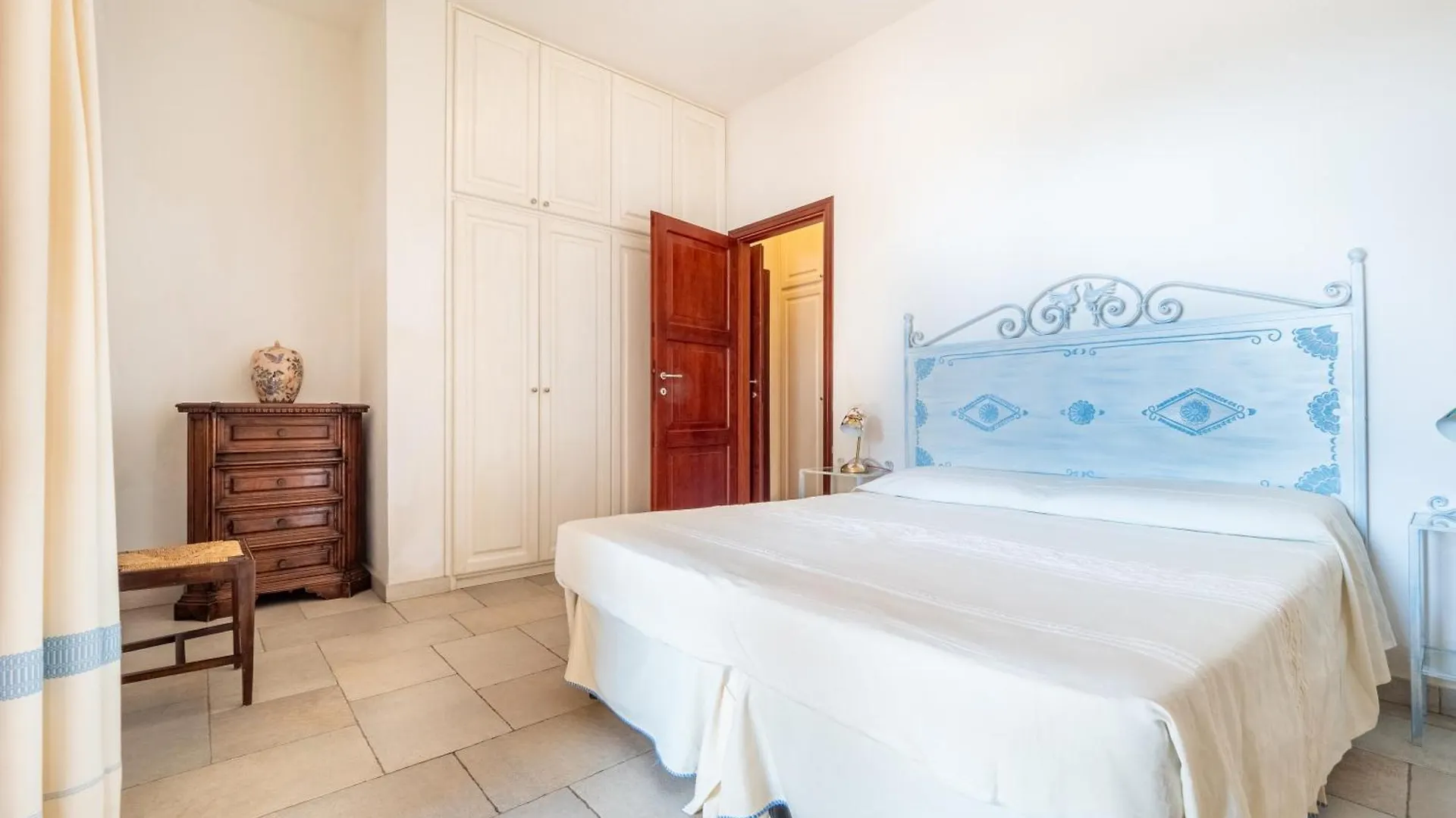 Ollastu Apartments Villasimius