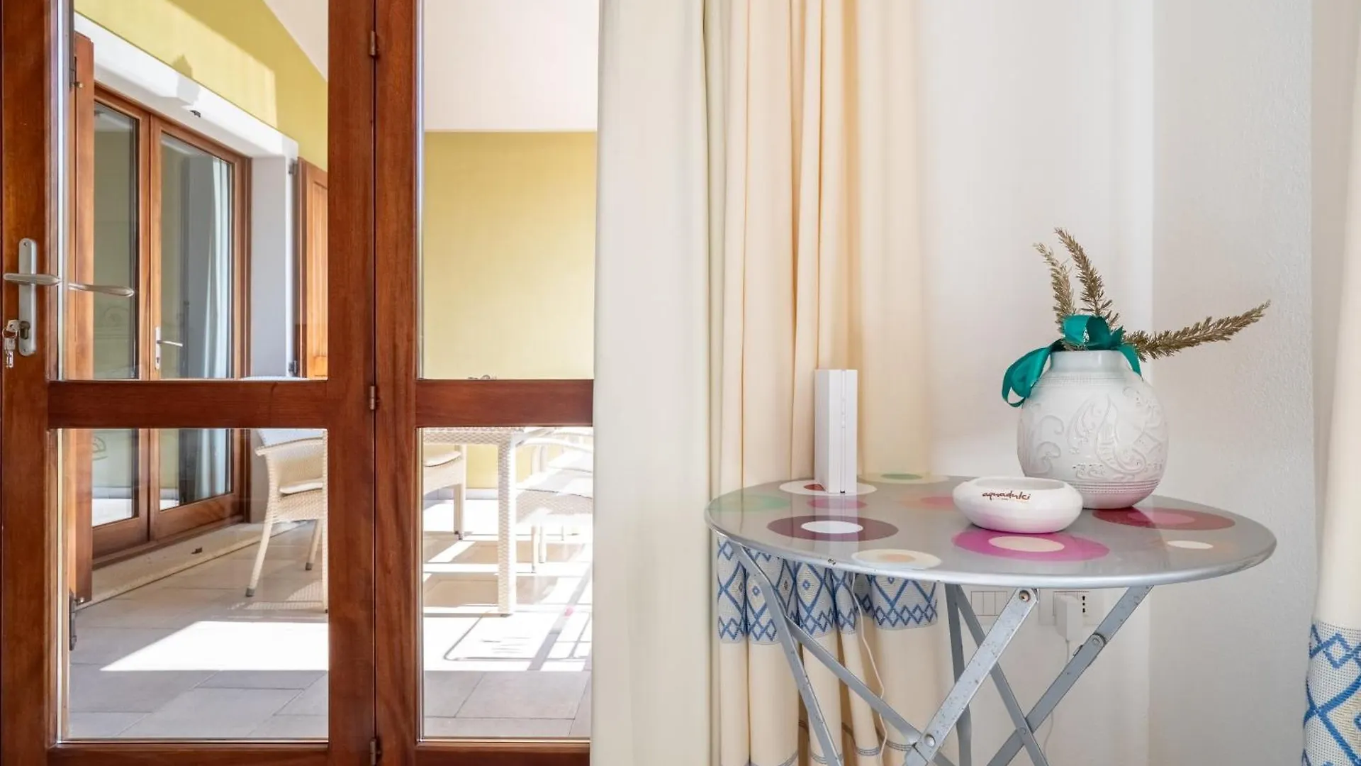 Ollastu Apartments Villasimius Italien